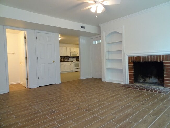 Photo - 3 Bedroom 2.5 Bath Condo in Yorkshire Downs for Rent