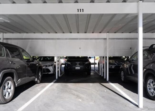 Photo - Eastlake Gem