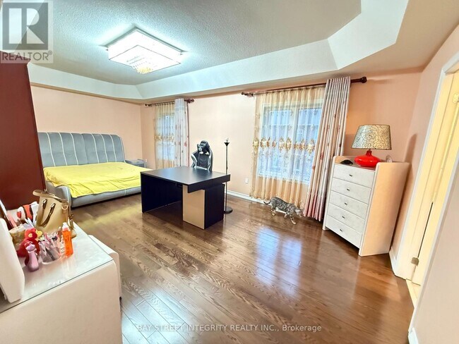 Photo - 26 Carolina Rose Cres