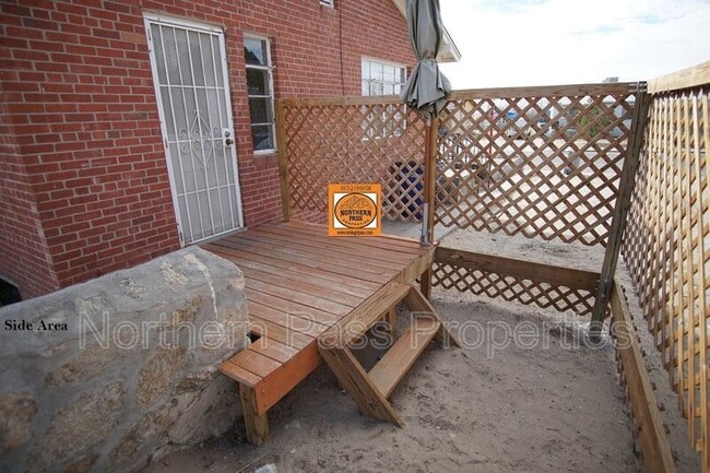 Photo - 1226 Huckleberry St