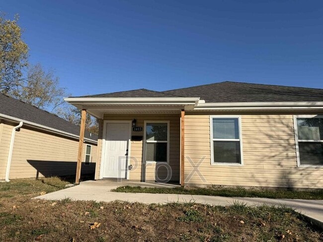 Photo - 1413 S Byers Ave