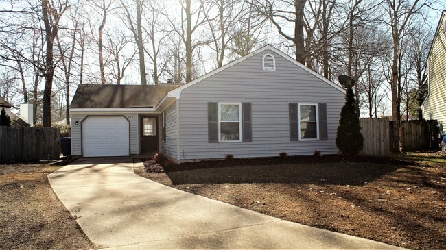 Photo - 1504 Crawley Cir