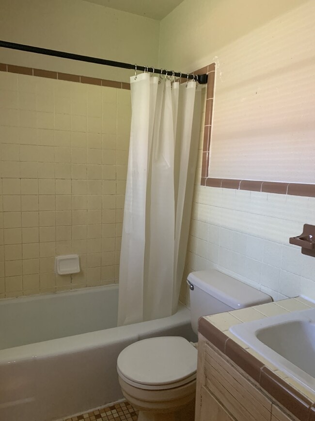 Photo - Charming 3-Bedroom Home with 2 Full Bathro...