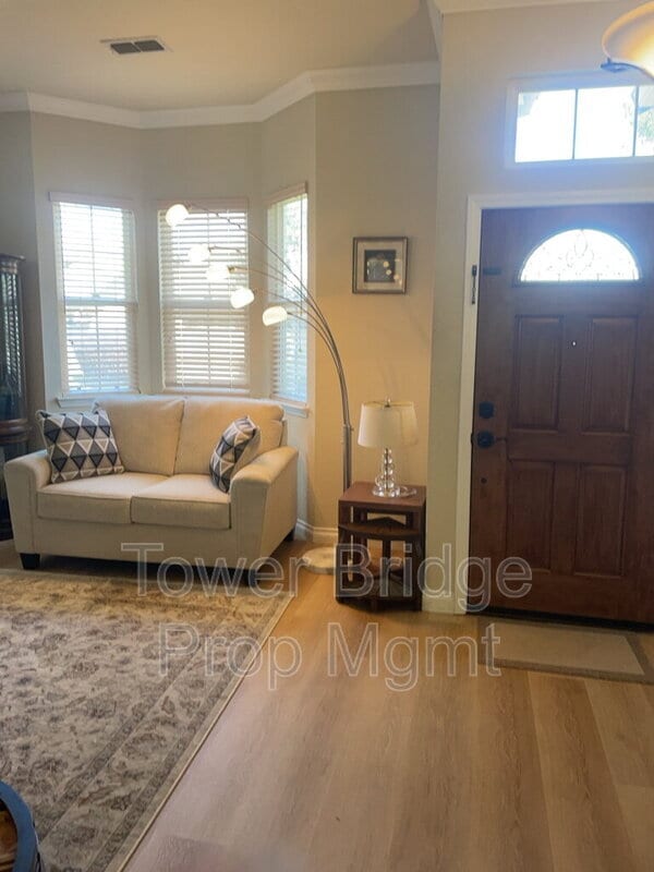 Photo - 12040 Gold Pointe Ln