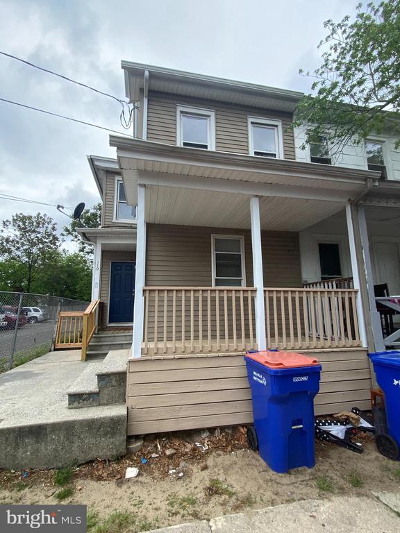 Building Photo - 110 N 4th St. Rental