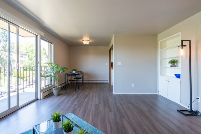 Photo - Hamlin Place