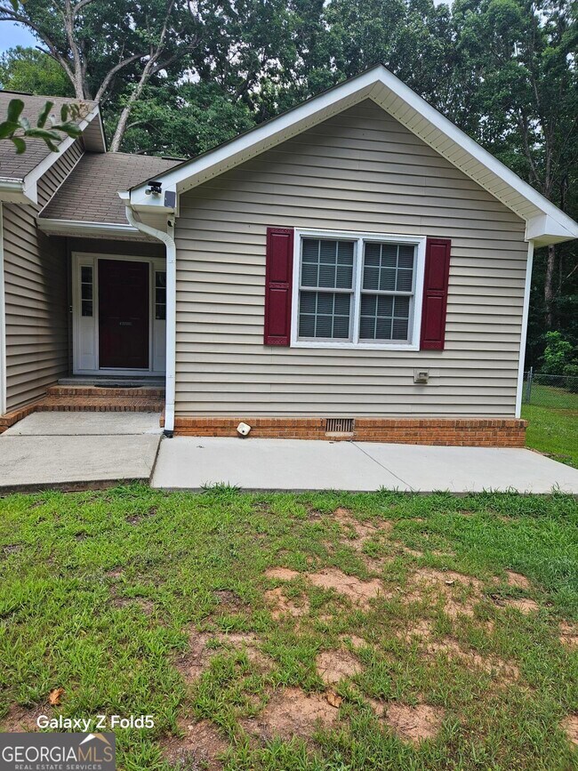 Building Photo - 49 Cook Ln