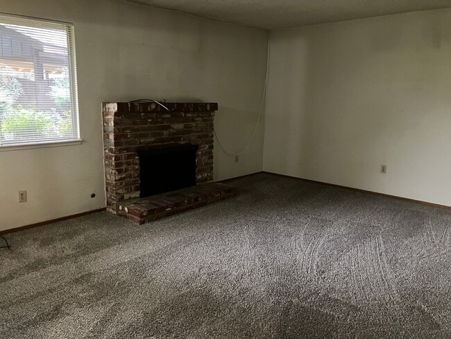 Photo - 2813 Thornton Ct Unit 2