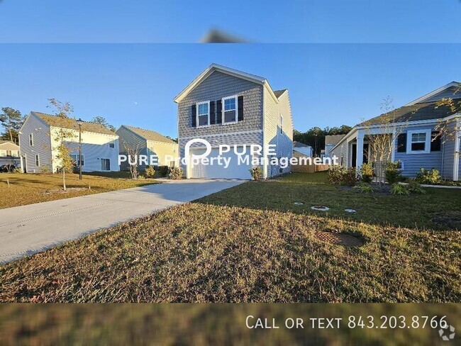 Building Photo - Spacious 4 Bedroom 3 Bathroom Rental Avail...