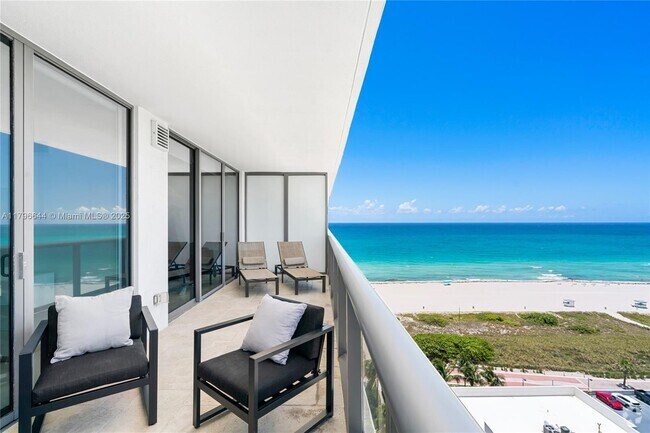 Building Photo - 5875 Collins Ave Unit 1504 Rental