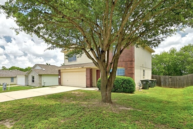Photo - "Charming 3-Bed Sanctuary with 2.5 Baths in Kyle's Serene Peppergrass Cove, 1822 Sq Ft!"