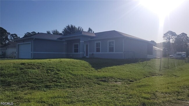 Photo - 653 Foxchase Dr