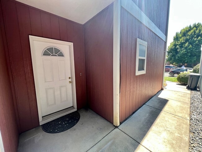 Photo - 2635 Parkwood Village Ln