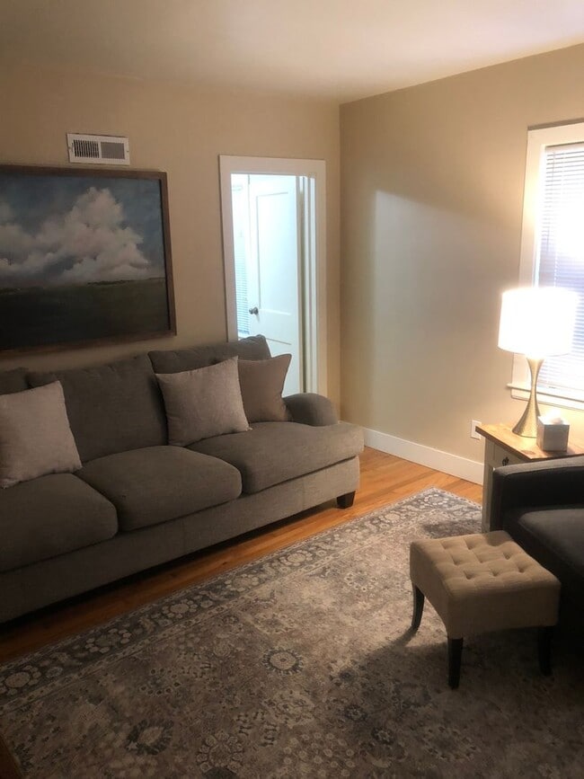 Photo - 204 1/2-204-1/2 Park Rd