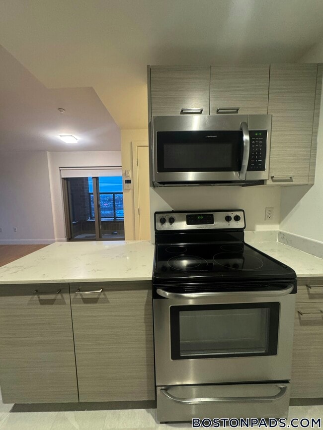 Photo - 40 Malvern St Unit 604