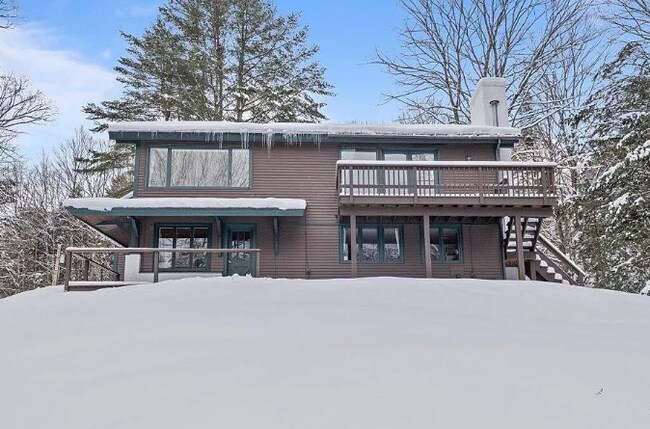 Unit is on the 1st floor! - 111 North Rd Unit 111 North Road B