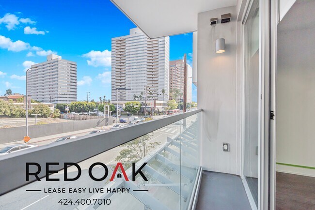 Photo - 1168 S Barrington Ave Condo Unit 412