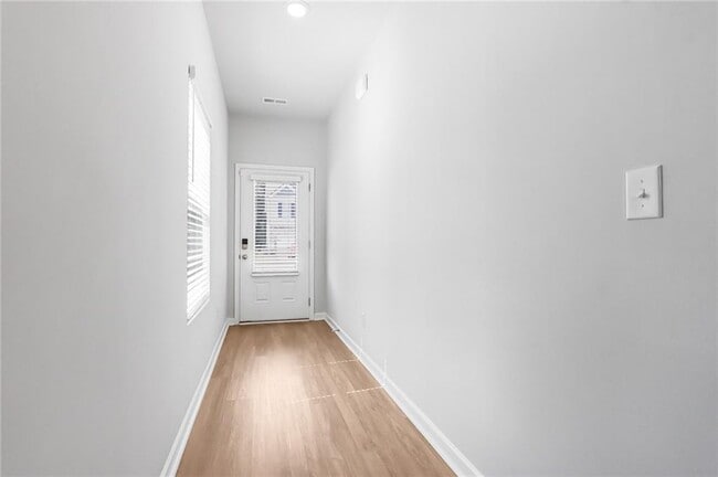 Photo - 144 Belldown Ct