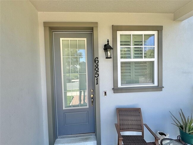 Photo - 6851 Arnoldson St