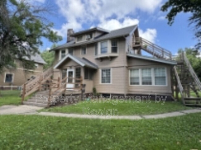 Photo - 2931 Kingman Blvd