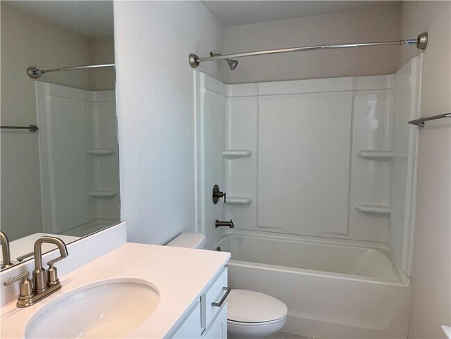 3706 Davis Cir