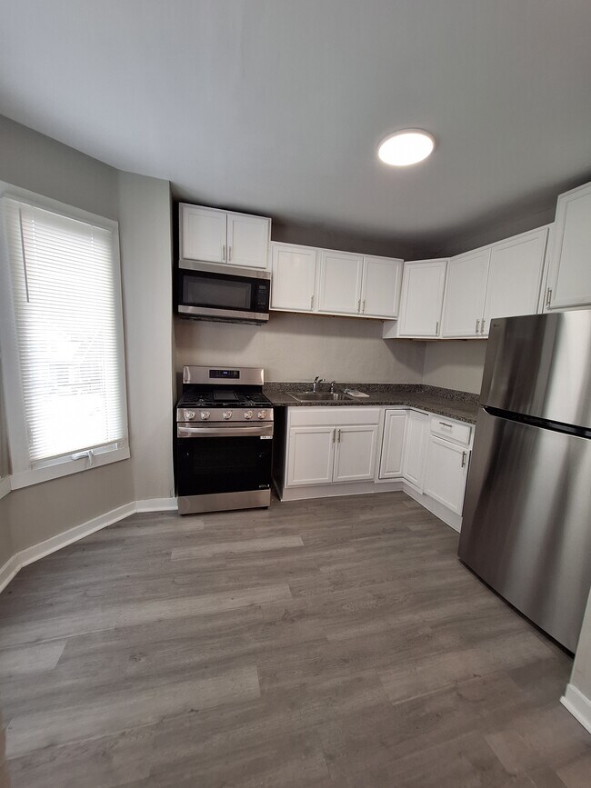 Photo - 307 S Park St