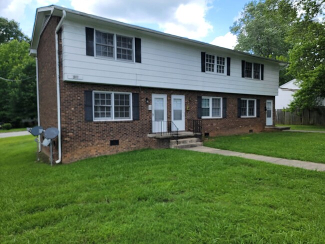 Photo - 1511 Andover Ave Apartment Unit A