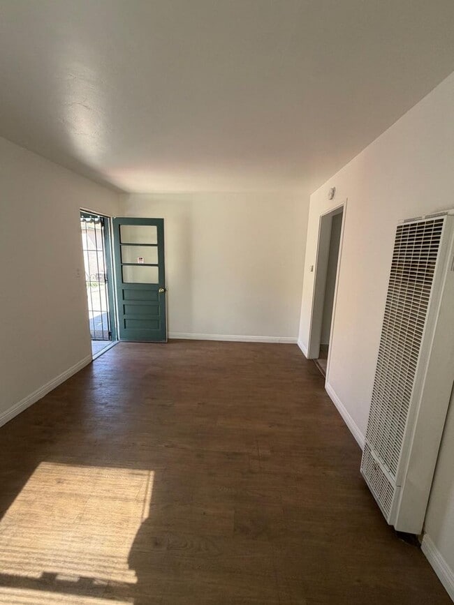 313 S Lemon St Unidad #2