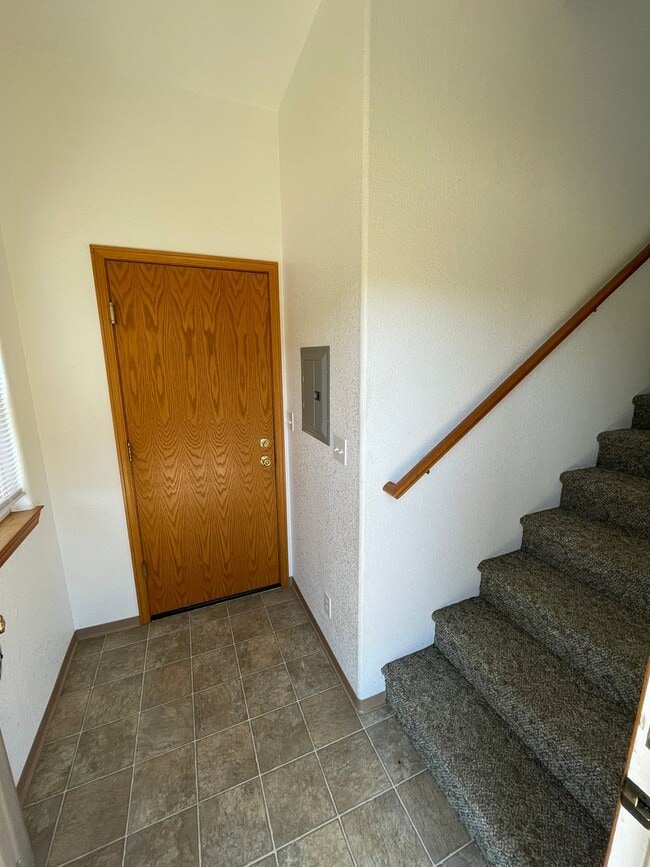 Photo - 2712 Meadow Creek Way Unit B