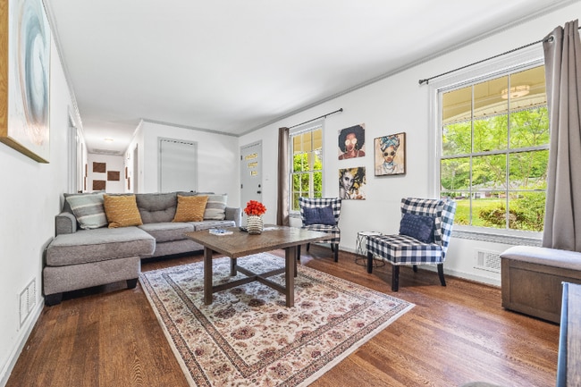 Photo - 2523 Ben Hill Rd