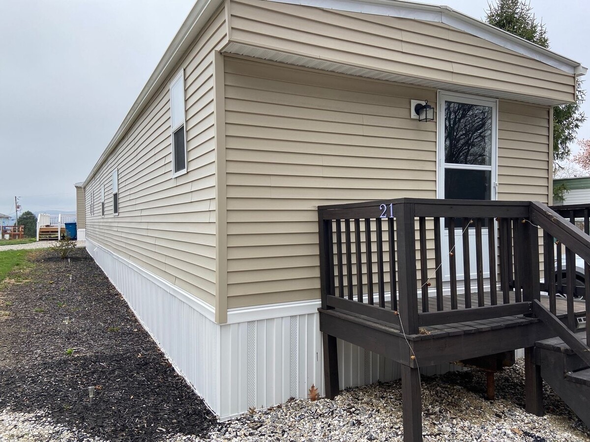 Mobile Home - Mobile Home