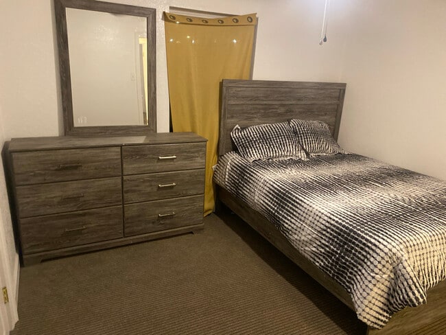 Photo - 151 N Pendell Rd