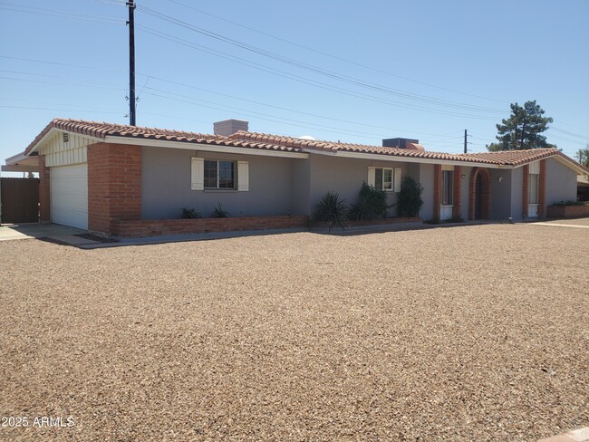 Building Photo - 4503 W Loma Ln Rental