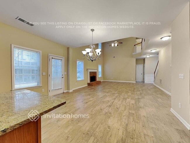 Photo - 321 Calm Ct NW