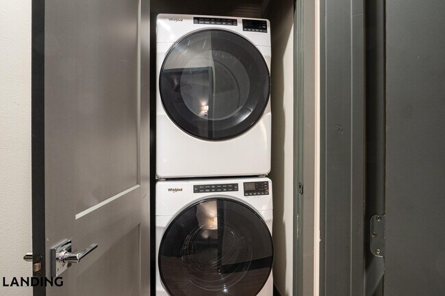 Photo - 415 E 2nd St S Unit 1209