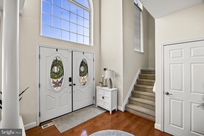 Photo - 7 Madison Ct