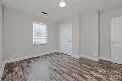 Photo - 331 Jones St