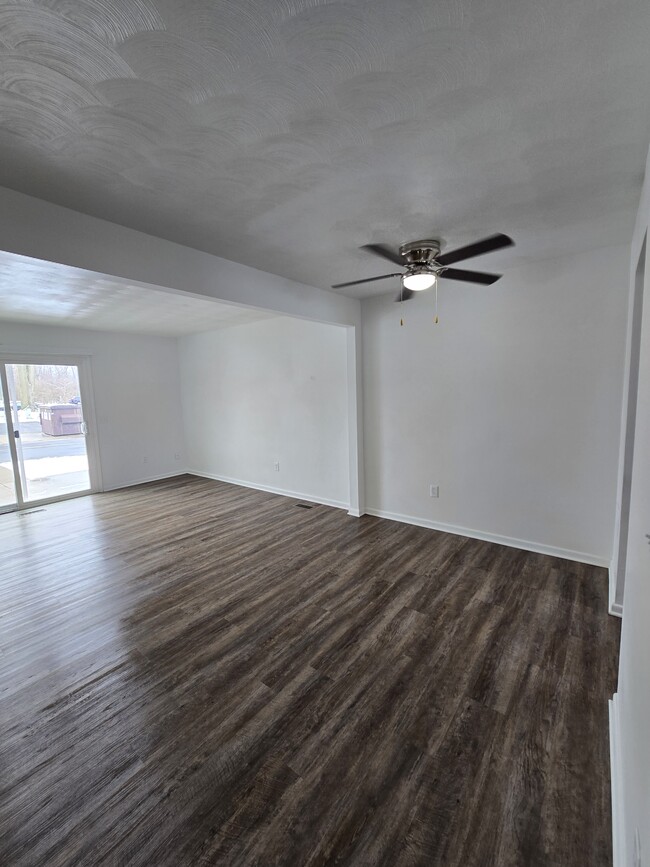 Photo - 162 Chris Drive Unidad 162