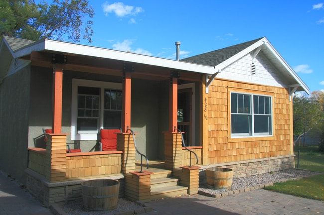 Building Photo - 2-422 N 5th St Rental