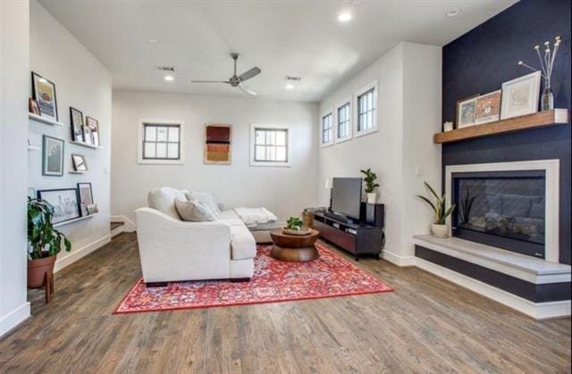 Photo - 5073 Gaston Ave