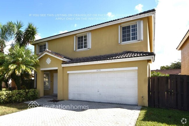 Building Photo - 14311 SW 154th Ct Rental