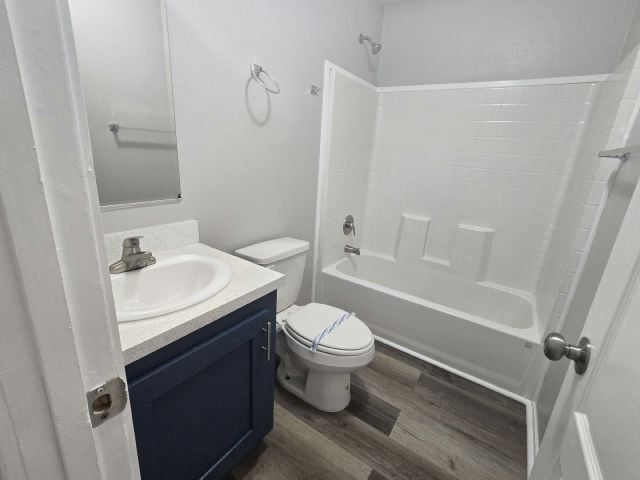 Photo - 2038 Palm St