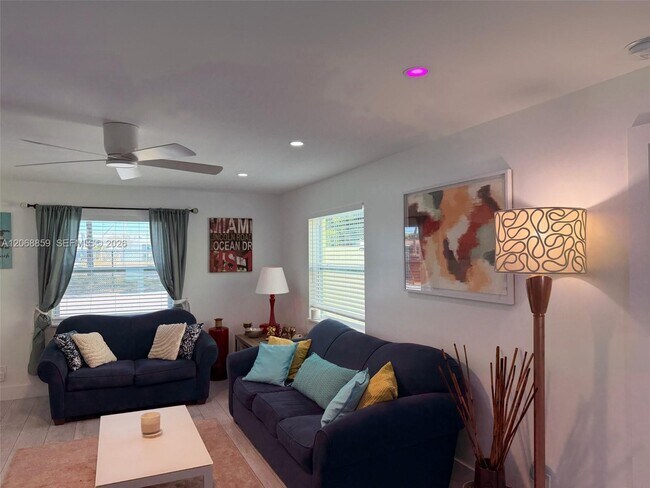 Photo - 705 W Mango St Unit C