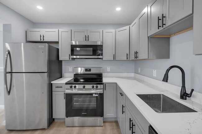 Photo - 160 Chatham St Unidad 0