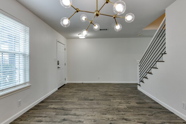 Photo - 15219 Spring Land