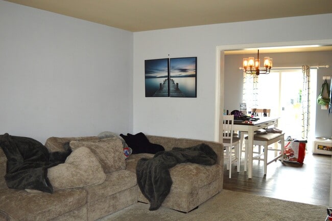 Photo - 8917 Snowberry Ln