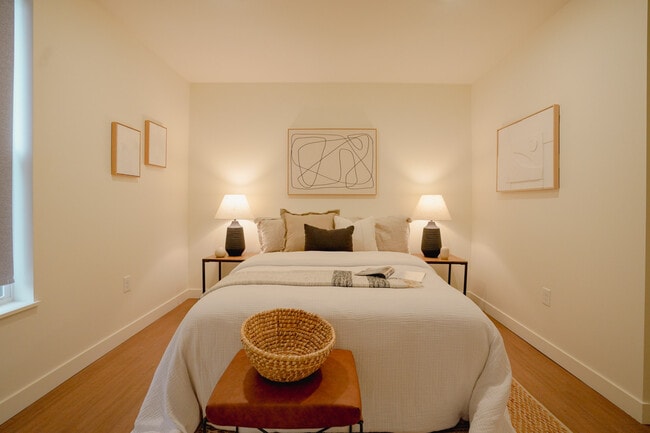 Photo - 476 Taylor Apartments