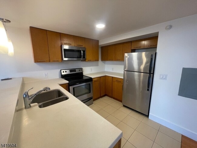 Photo - 141 S Harrison St Unidad 1-H