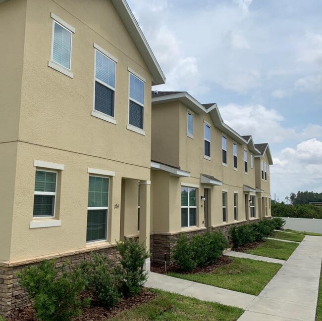 Building Photo - 112 Holly Village Dr Rental