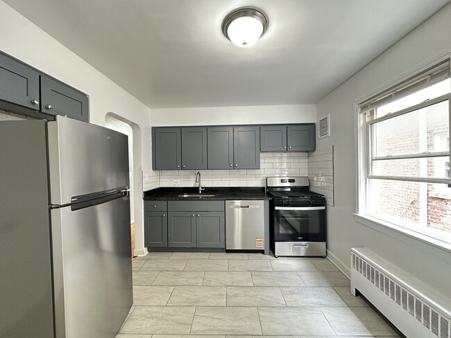 Photo - 6719 N California Ave Unit W2